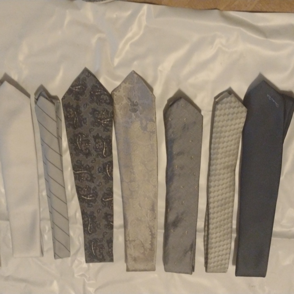 7 neck ties